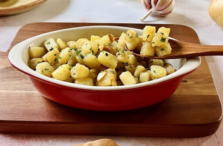 Batata sauté na frigideira