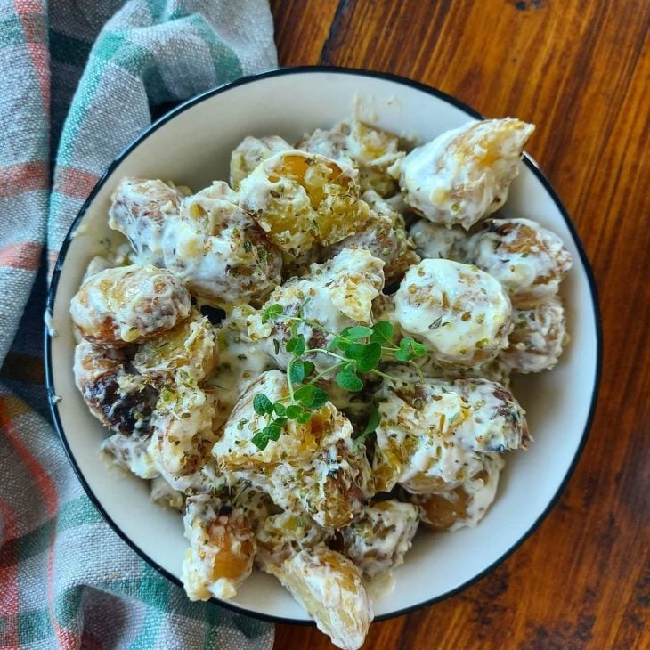 Batatas assadas com requeijão