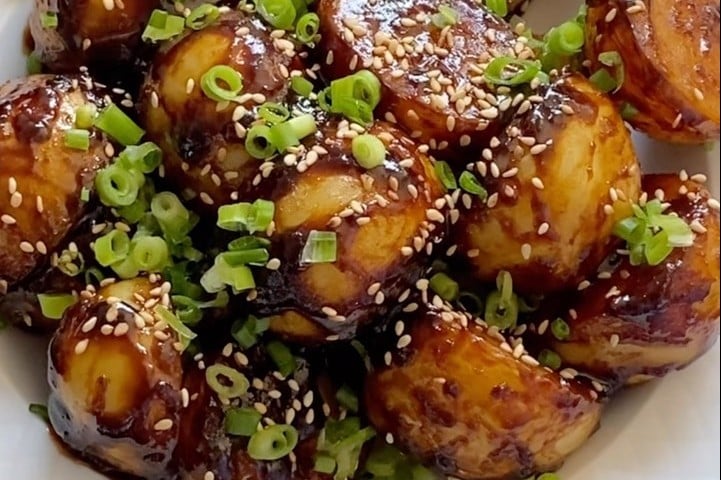 Batatinha caramelizada coreana
