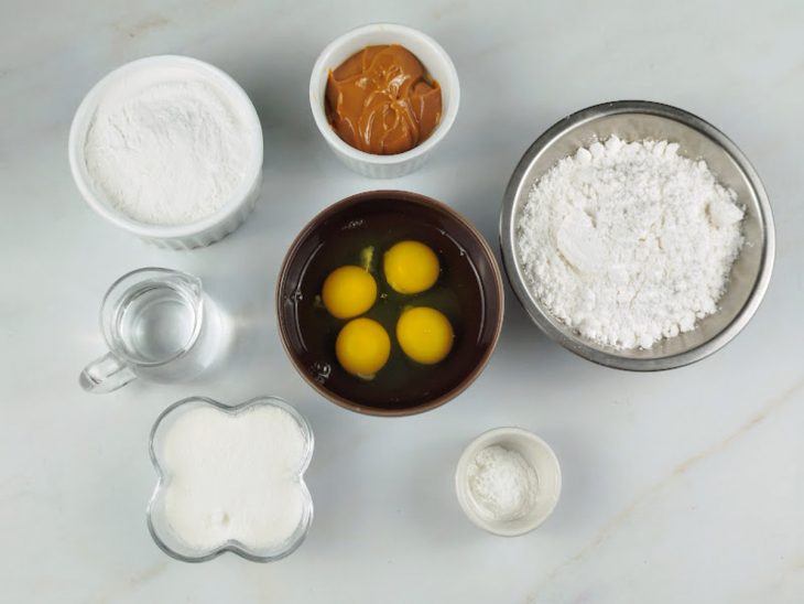 ingredientes para bem-casado separados e porcionados.