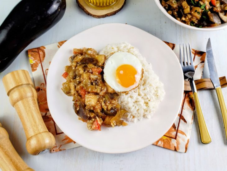 Berinjela refogada simples.