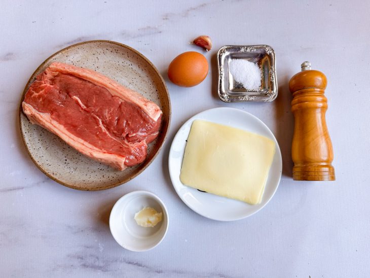 Ingredientes reunidos para o preparo da receita.