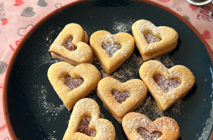 Biscoitinho com geleia de morango