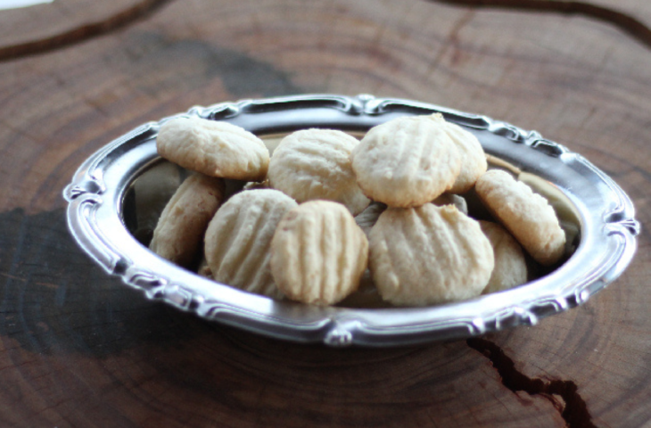 Biscoitinhos de coco e polvilho