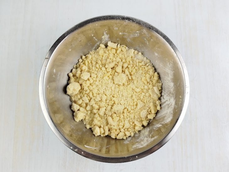 Ingredientes incorporados na tigela.