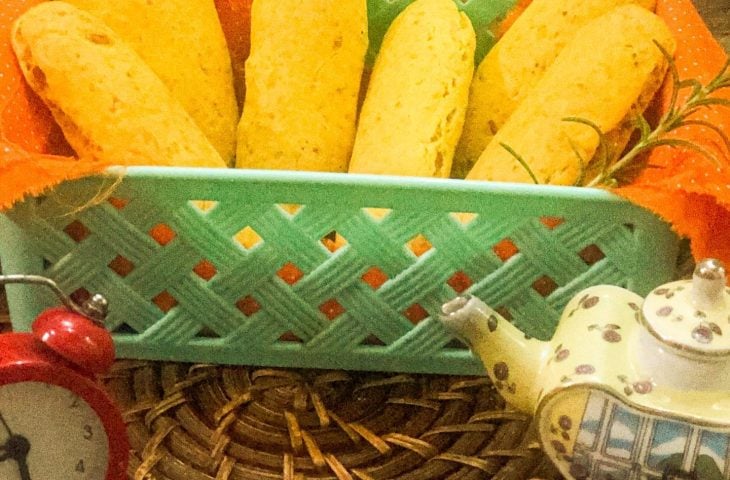 Biscoito de polvilho com cenoura