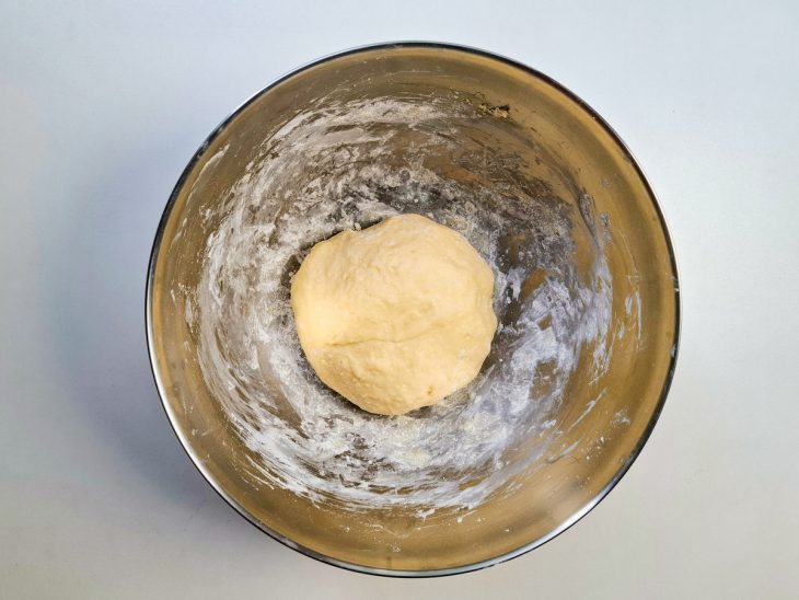 massa de biscoito finalizado com todos os ingredientes.