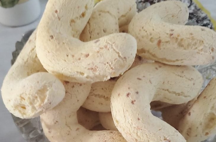 Biscoito de queijo mineiro