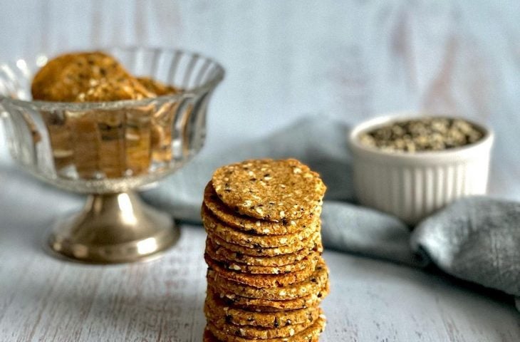 Biscoito low carb de gergelim