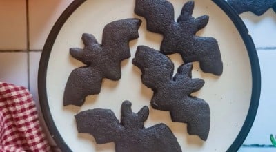 Biscoitos de cacau black de morcego