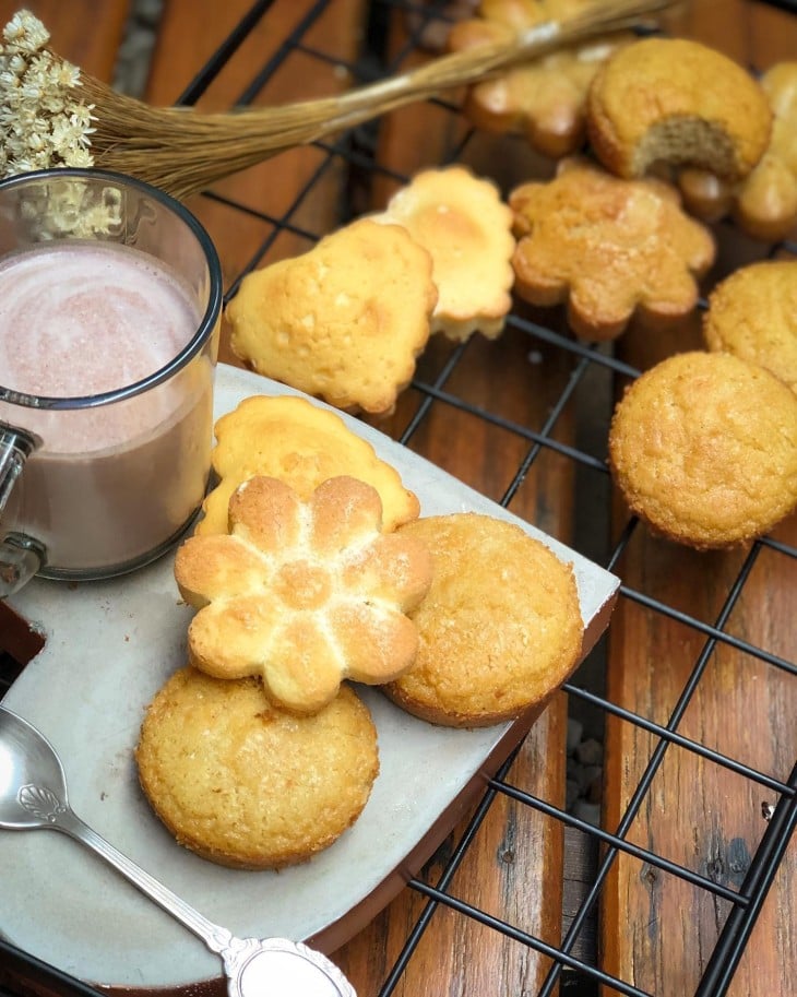 Biscoitos madeleine low carb