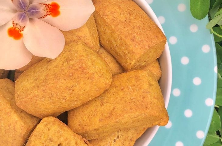 Bisnaguinha caseira de cenoura