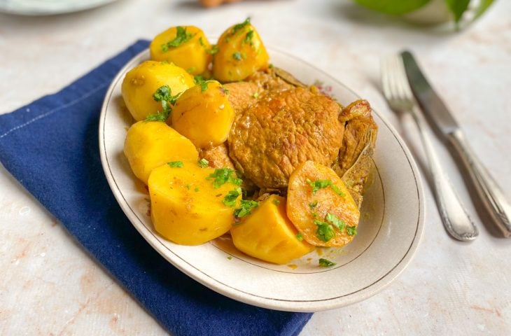Bisteca com batatas