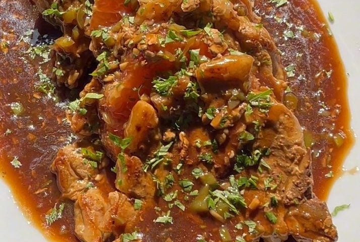 Bisteca com molho de laranja oriental