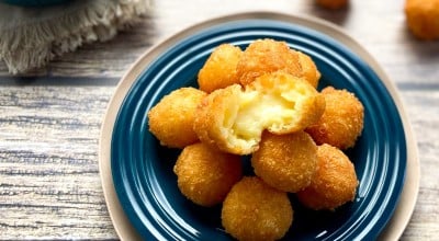 Bolinha de queijo com 3 ingredientes