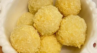 Bolinhas de batata-doce com queijo