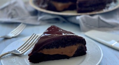 Bolinho com chocolate e mel