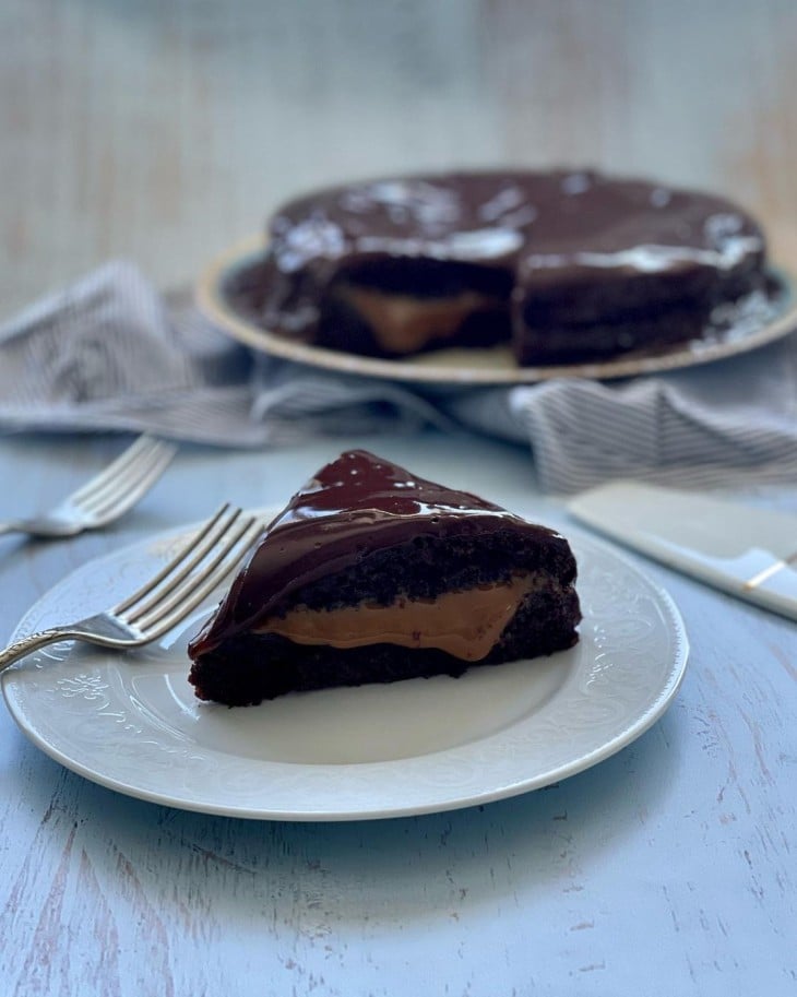 Bolinho com chocolate e mel