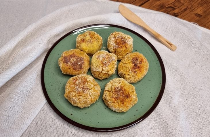 Bolinho de arroz com frango e aveia