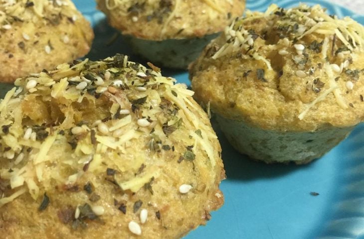 Bolinho de arroz com peixe