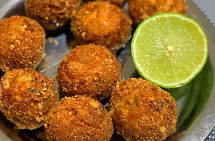 Bolinho de arroz de couve-flor