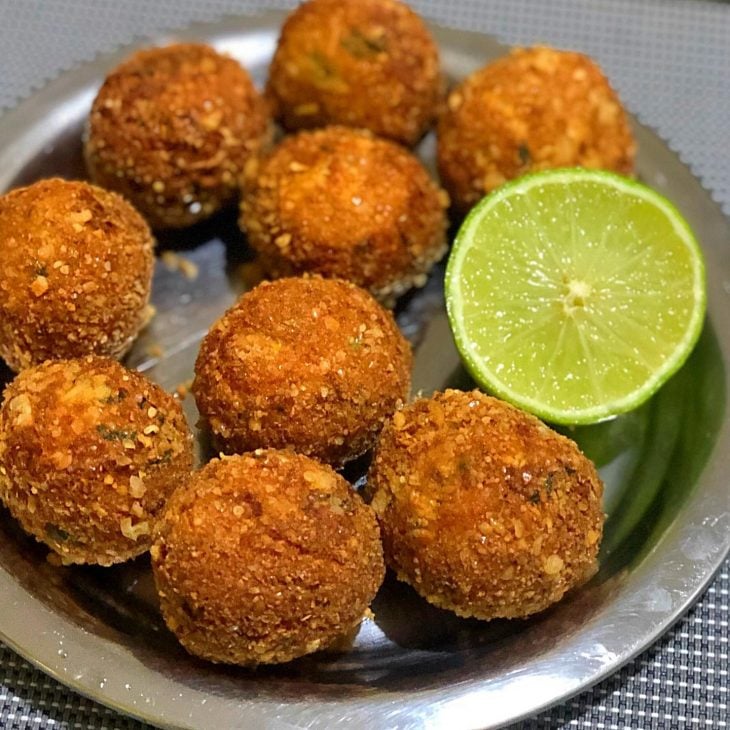 Bolinho de arroz de couve-flor