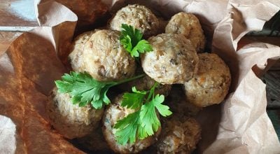 Bolinho de arroz integral e lentilha assado