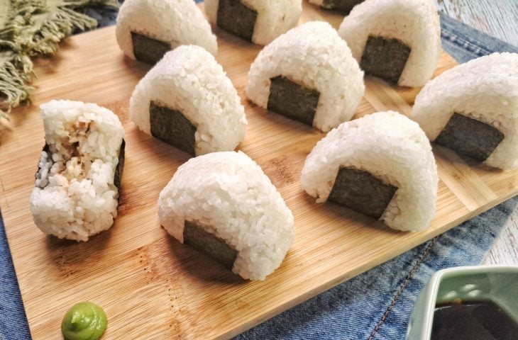 Bolinho de arroz japonês