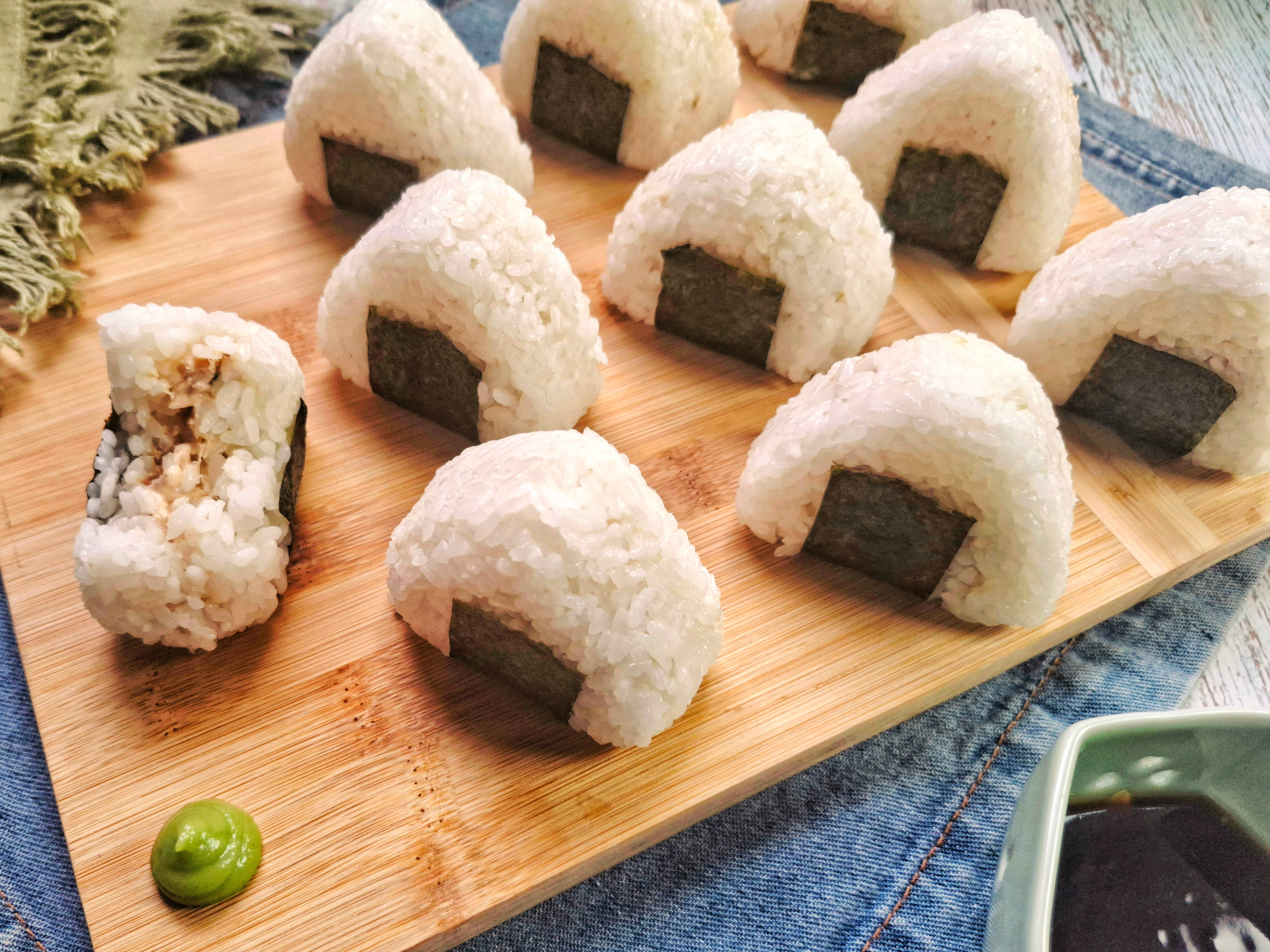 Bolinho de arroz japonês