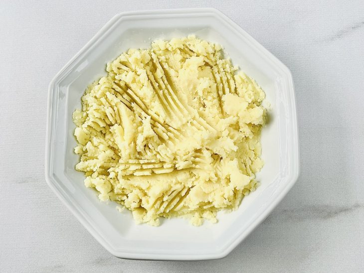 Batatas amassadas em purê.