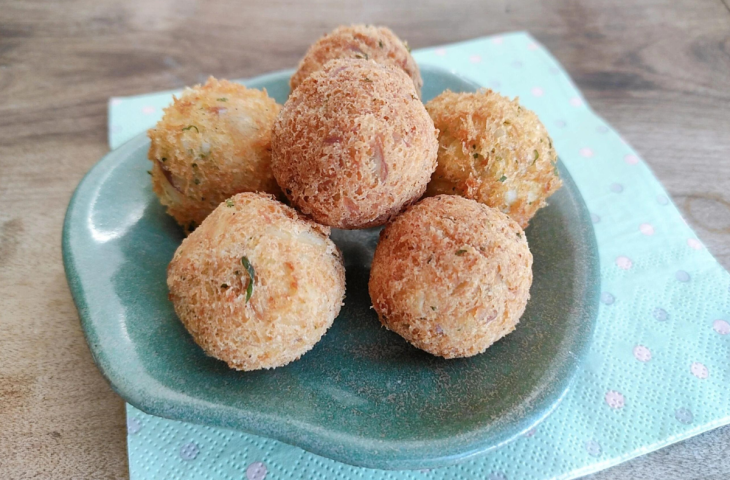 Bolinho de bacalhau com mandioca