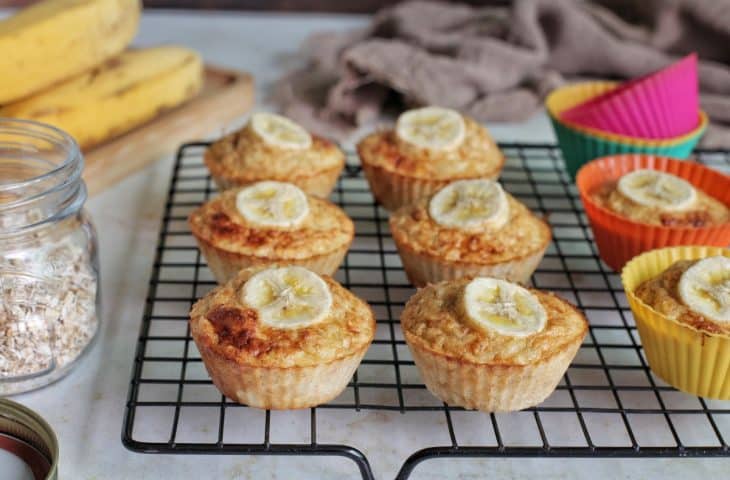 Bolinho de banana com aveia na air fryer