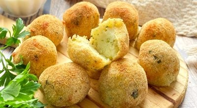 Bolinho de batata com queijo fácil