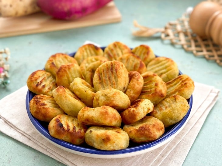 Bolinho de batata-doce na airfryer finalizado.