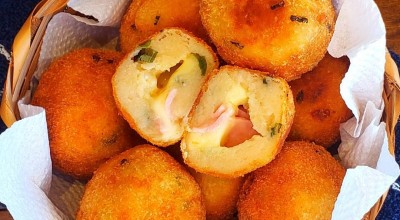 Bolinho de batata recheado