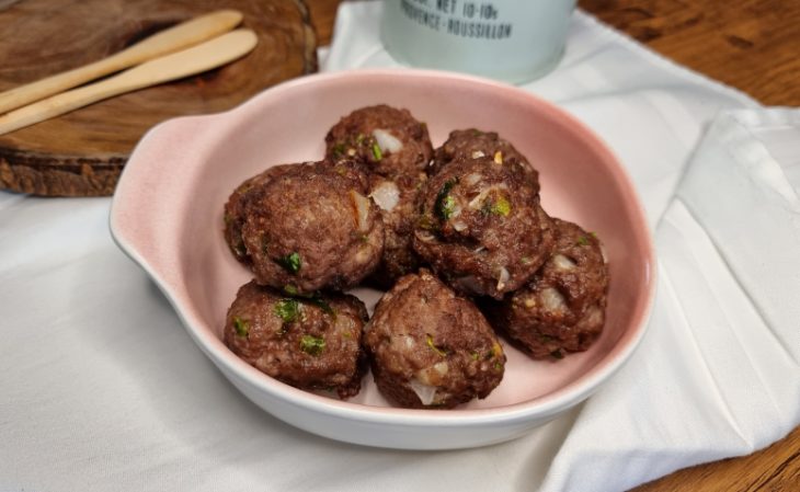 Bolinho de carne moída simples