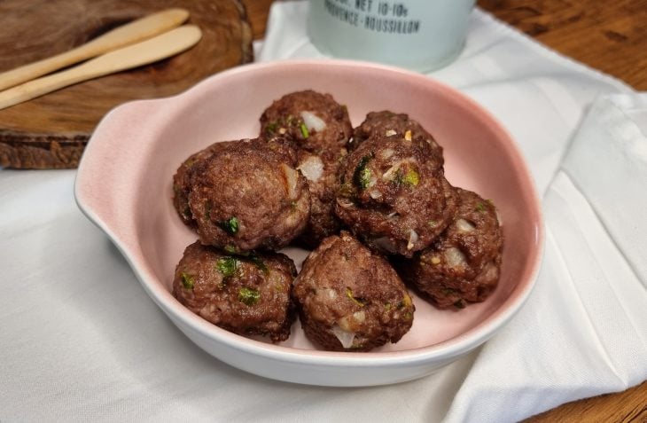 Bolinho de carne moída simples