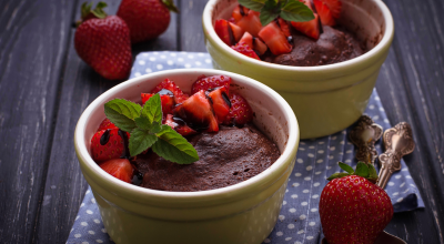 Bolinho de chocolate de micro-ondas sem glúten