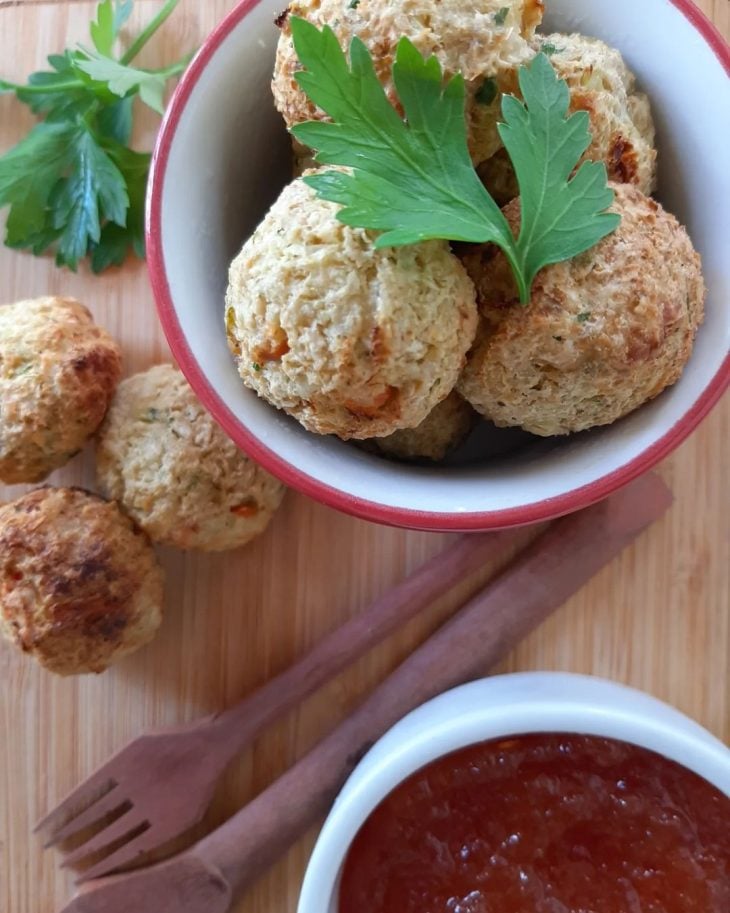 Bolinho de couve-flor na airfryer