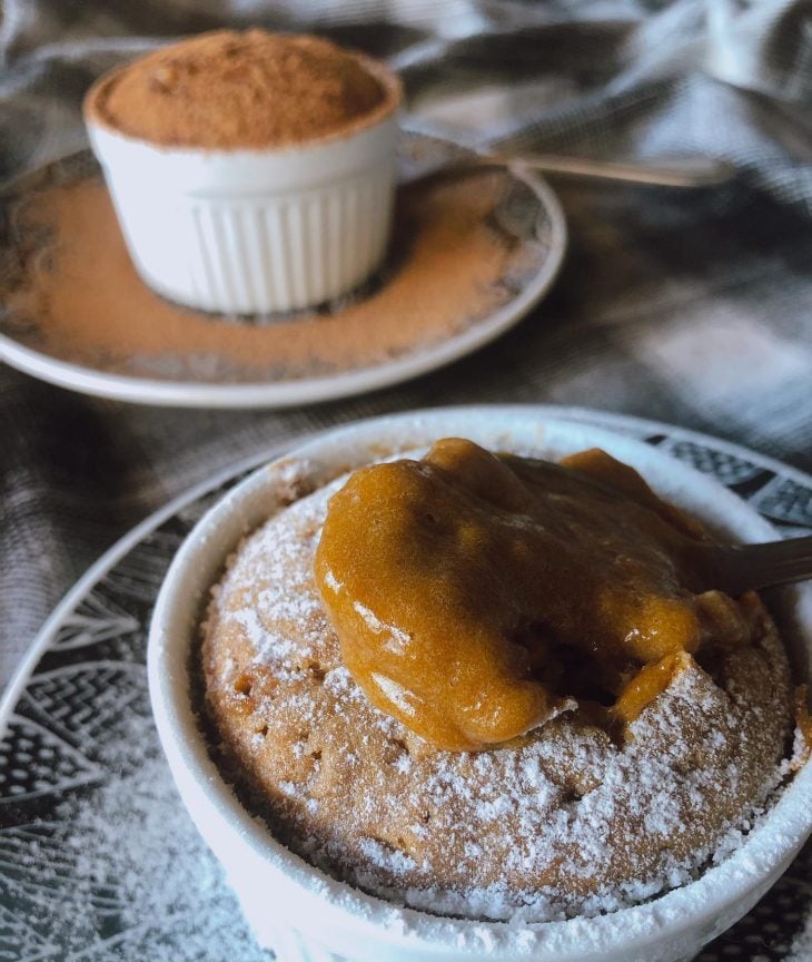 Bolinho de doce de leite cremoso