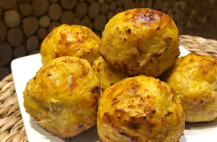 Bolinho de frango com batata-doce na airfryer