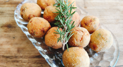Bolinho de frango rápido