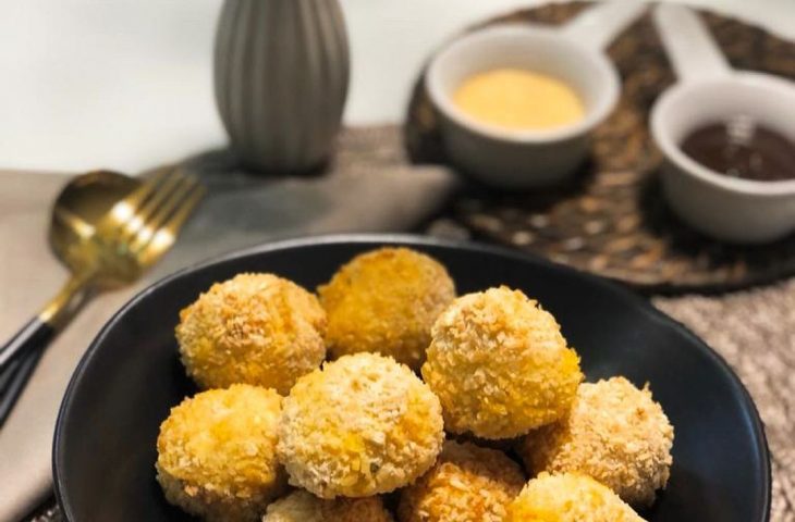 Bolinho de frango sem massa