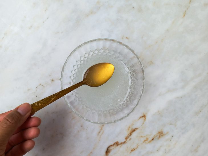mistura de amido de milho para empanamento de bolinho.