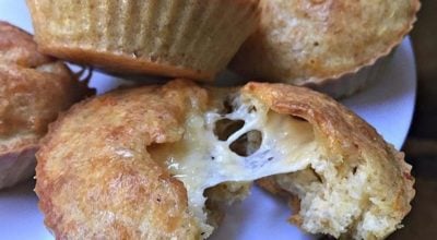 Bolinho de mandioca com queijo