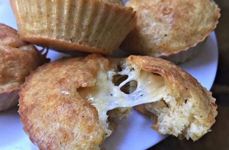 Bolinho de mandioca com queijo