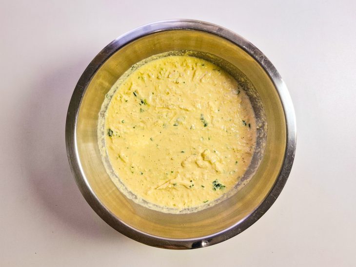 massa de bolinho de milho homogênea e finalizada.