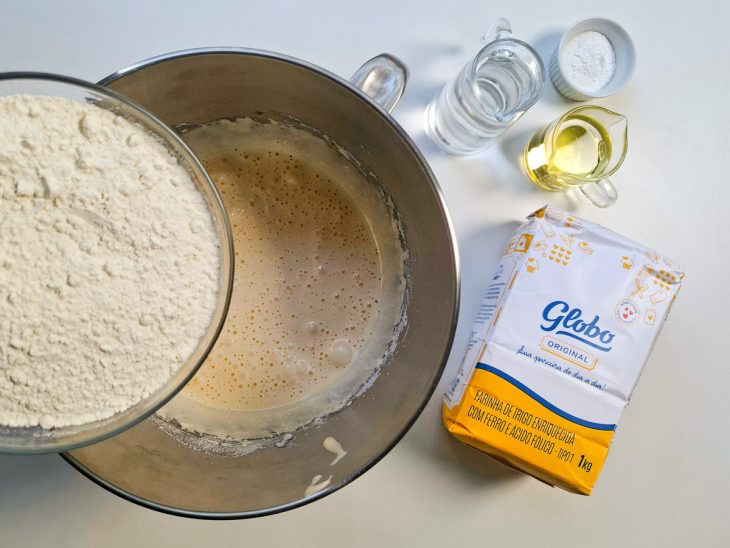 Ingredientes para adicionar na tigela.
