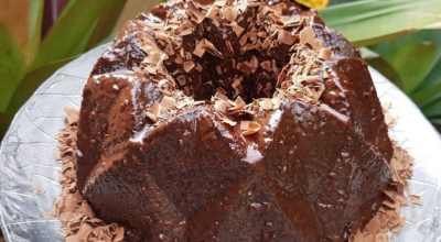 Bolo amanteigado de chocolate