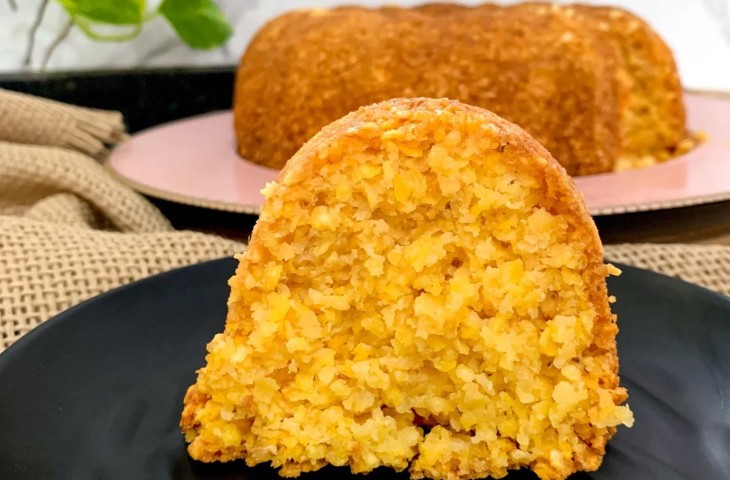 Bolo de 4 ingredientes